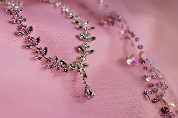 执笔对应什么词